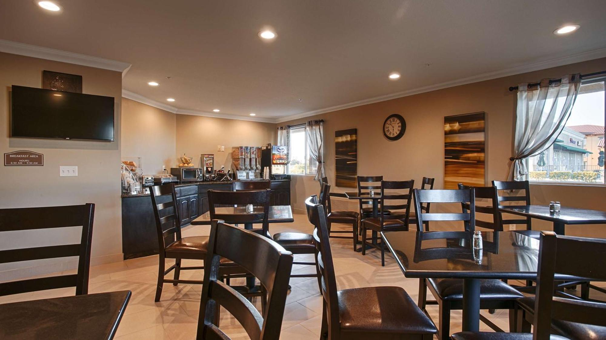 Best Western Willows Inn מראה חיצוני תמונה